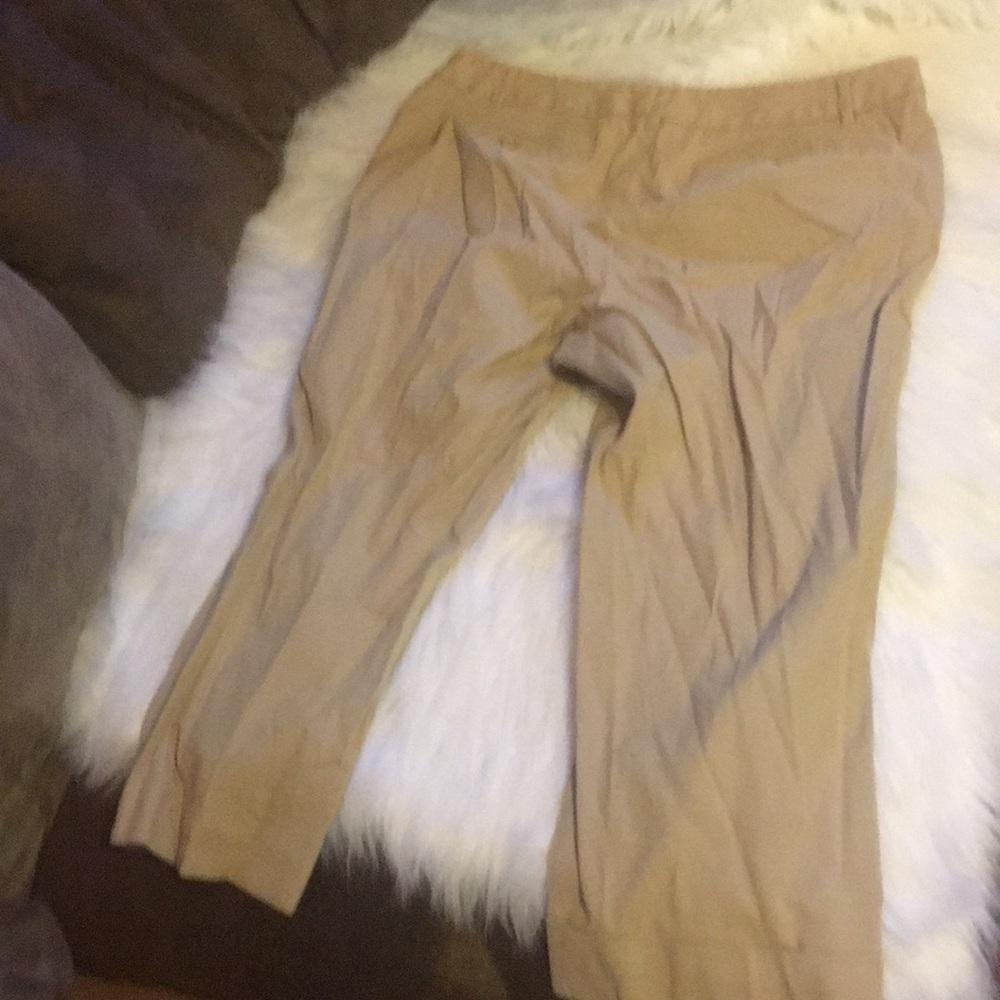 Loft Capris - image 4